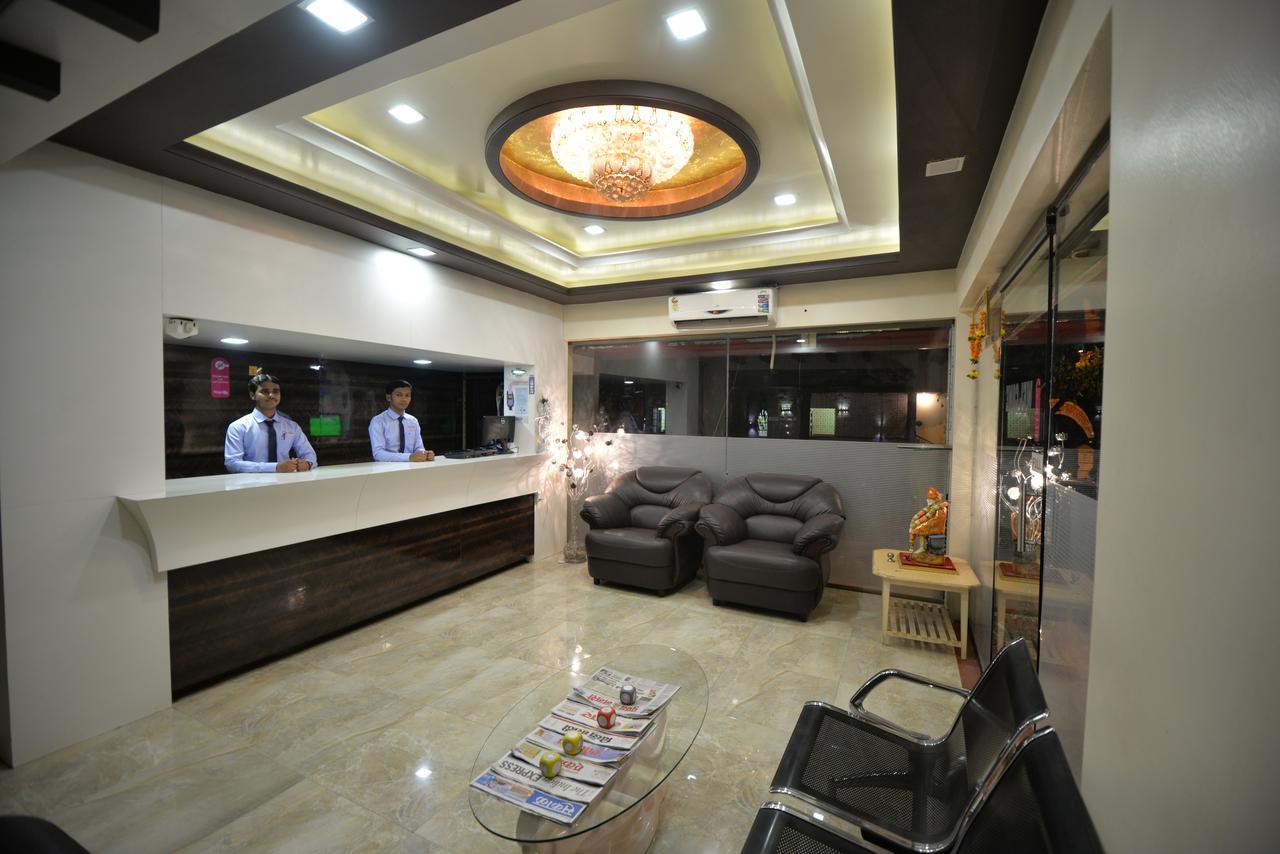 Hotel Radhe Krishna Solapur Eksteriør billede